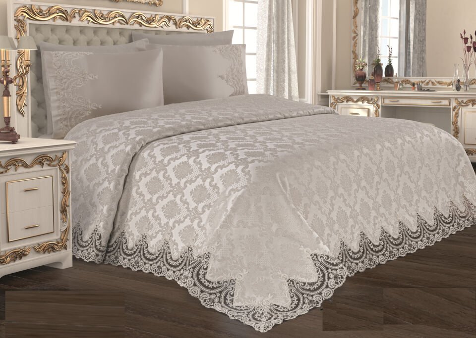 Decoletto Didem Vizon Çift Kişilik Pike Takımı