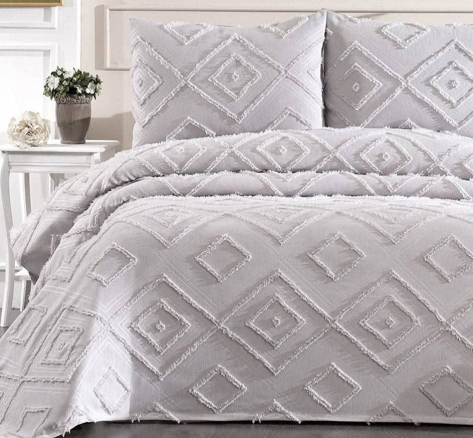 Sırma Pamuklu Çift Kişilik Pike Takımı Gri