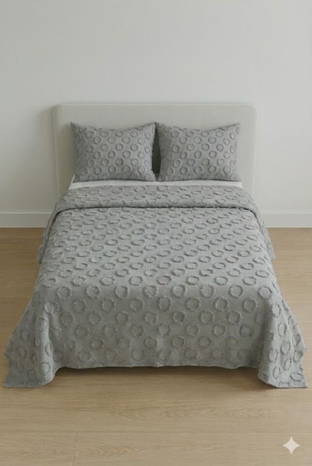 Sarmaşık Pamuklu Çift Kişilik Pike Takımı Gri